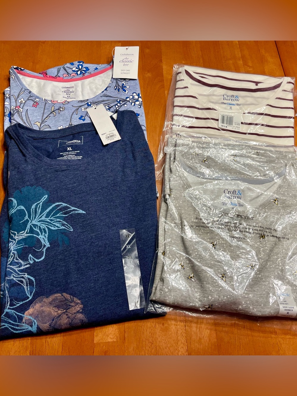 4 Croft & Barrow Women’s XL Tees - Multicolors and patterns